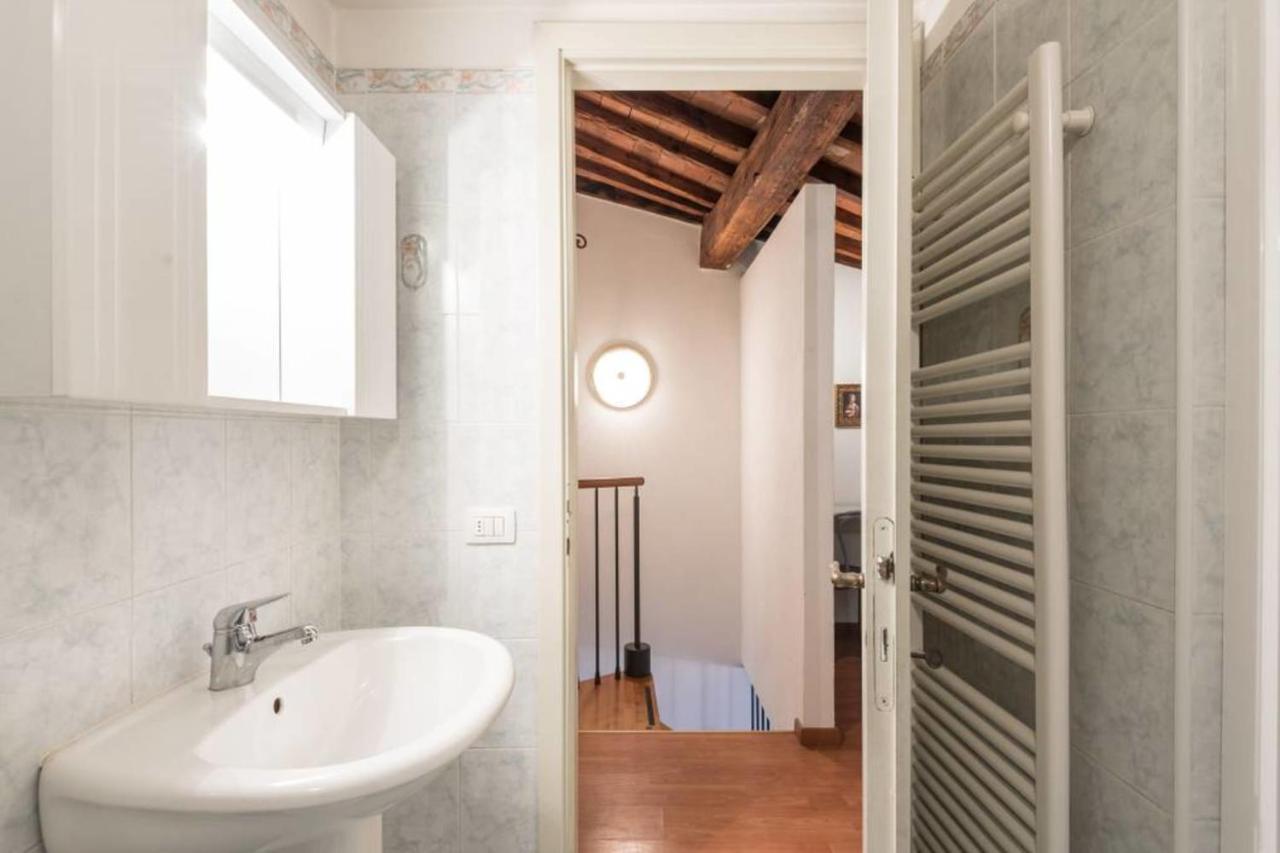 Lovely Loft 2 Steps From The Cathedral In Florence Luaran gambar